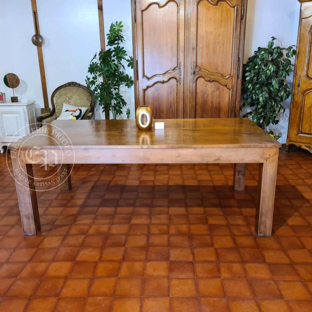 table en merisier massif rectangulaire contemporaine